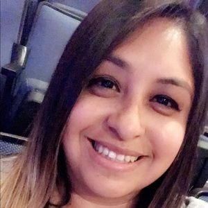 Meet your Posher, Crystal